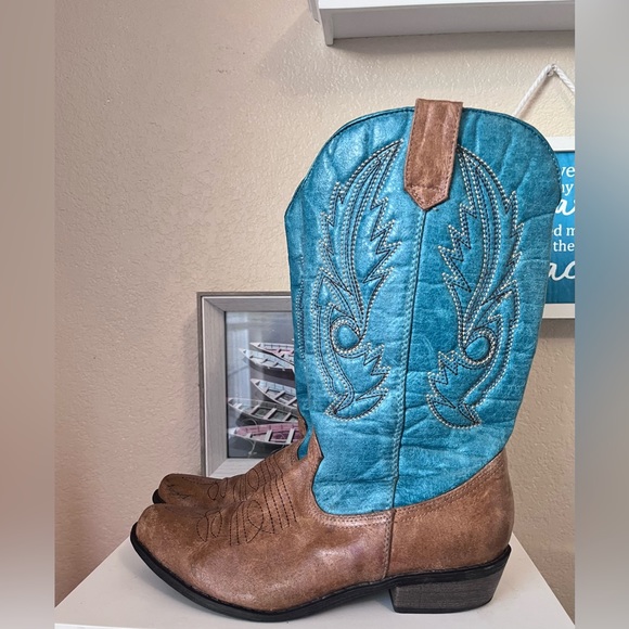 Coconut By Matisse Youth Girls Western Boot Turquoise Brown point toe - Picture 2 of 13